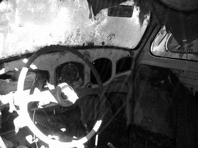 Autofriedhof - 205.JPG - Historischer Autofriedhof,    Gürbetal (CH)